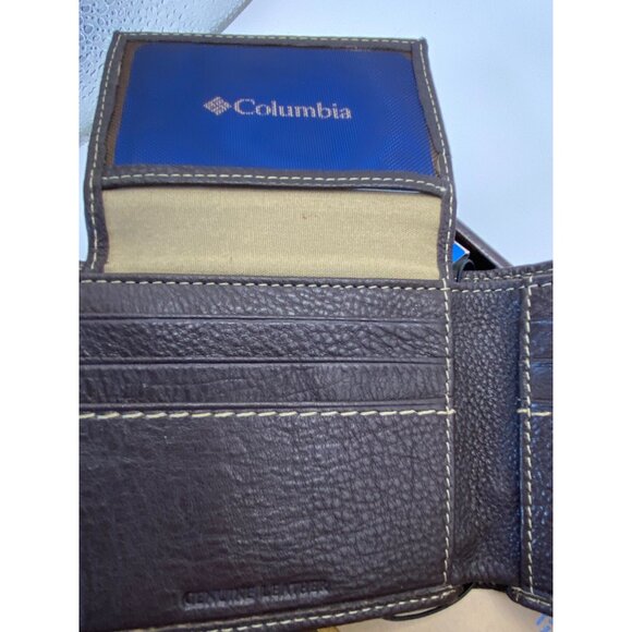 Columbia Passcase Wallet Genuine Leather Brown still in box - Picture 9 of 12